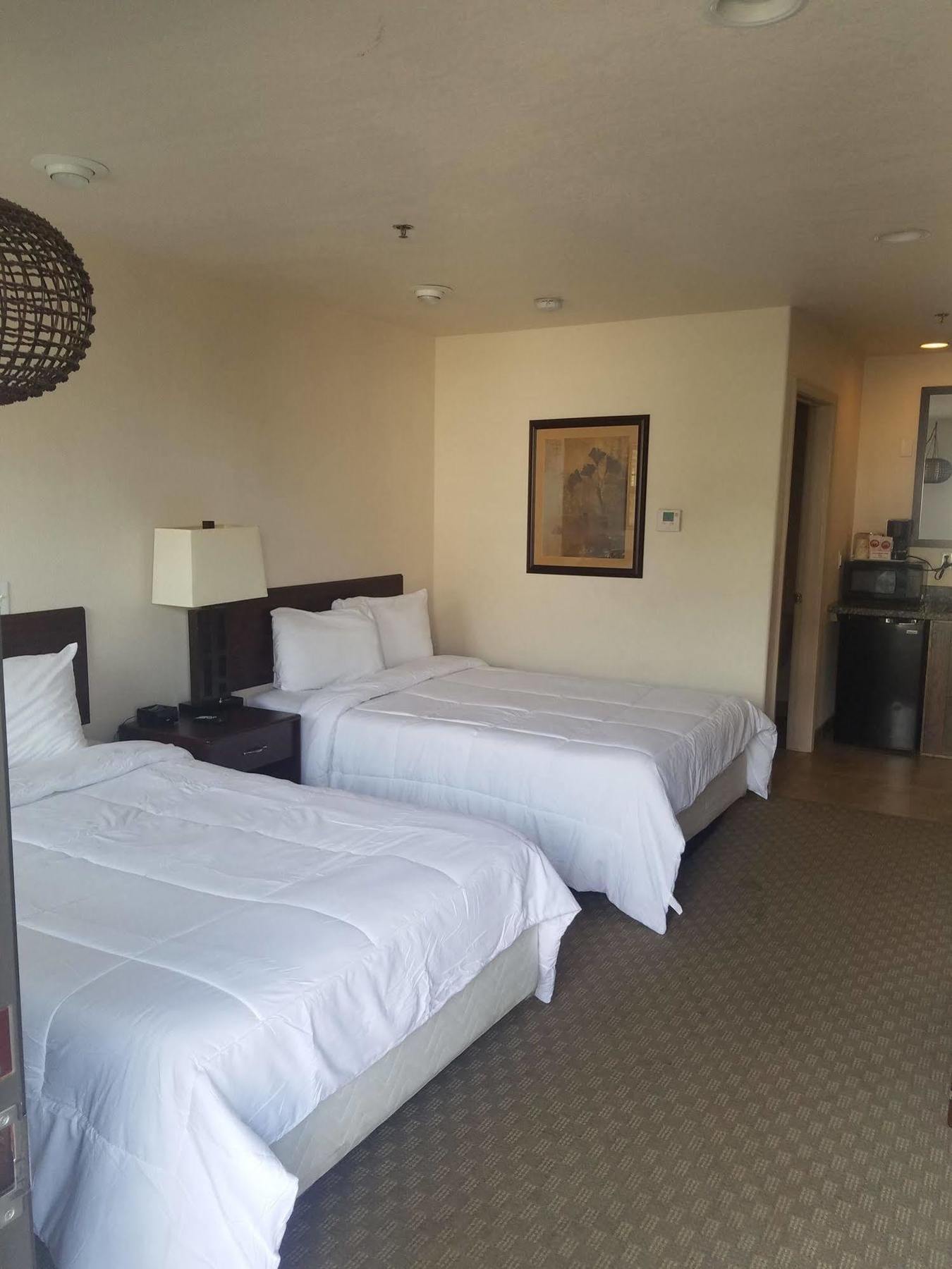 Price Pointe Inn Waukesha Ngoại thất bức ảnh